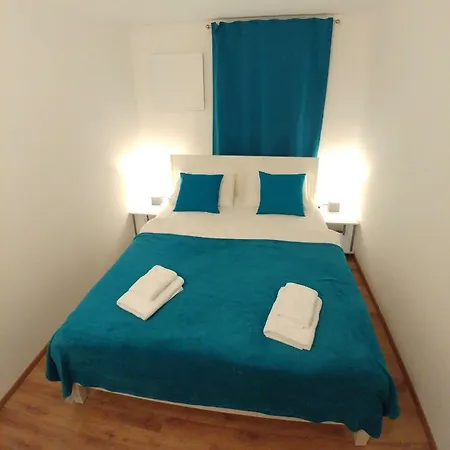 Daire Michael's Place