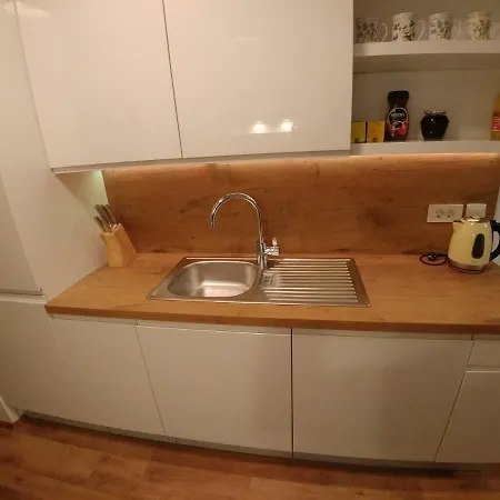 Apartma Michael's Place *